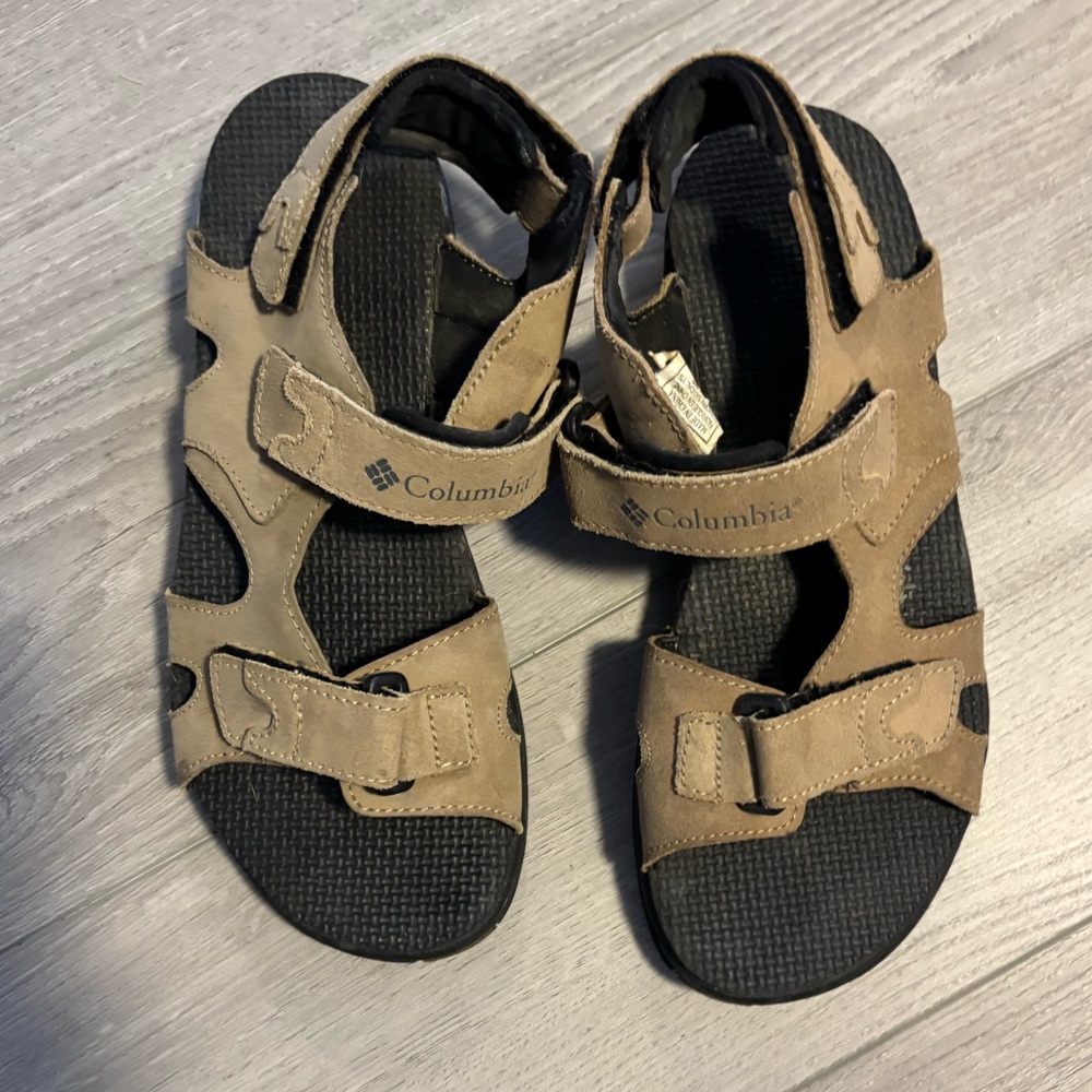 Columbia Lia Elkhorn Sandals Y’s BY4085-265 Tan Outdoor Sandals Mens Size 6